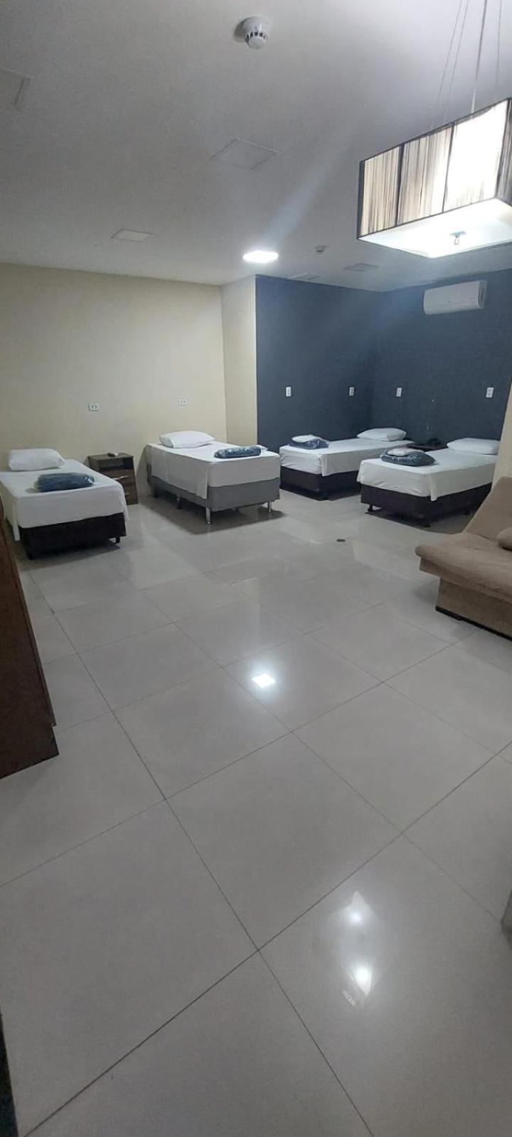 Hotel St. Daniel Гуарульос Екстериор снимка